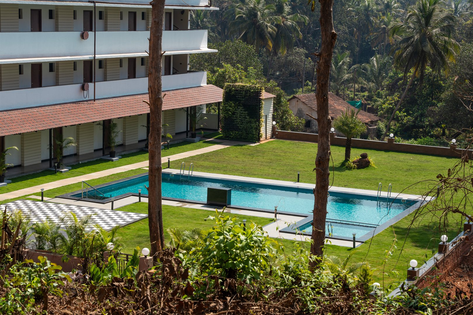 Pool with Event Setup
